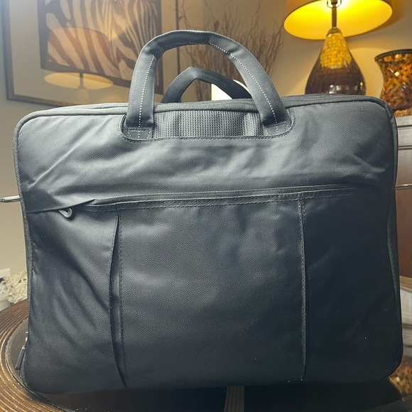 Dell 17" Black Laptop Computer Carrying Messenger Shoulder Bag Briefcase Office‌ - Picture 4 of 9